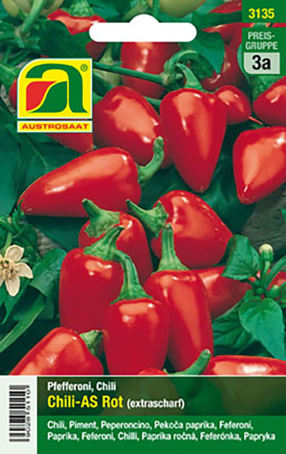 Verpackung von Austrosaat Saatgut 'Chili-AS Rot' mit roten, spitz zulaufenden Chilischoten (Pfefferoni), extrascharf